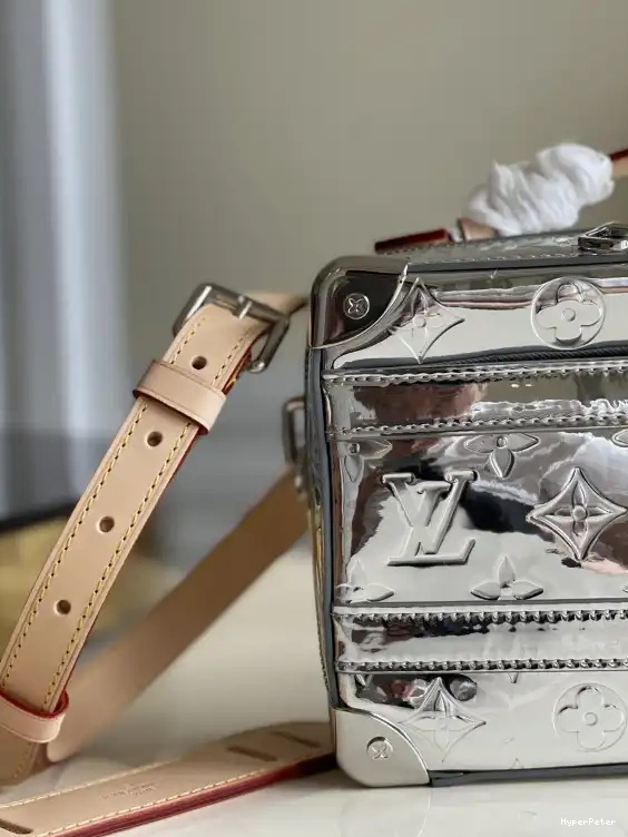 VUITTON LOUIS HANDLE TRUNK 0707